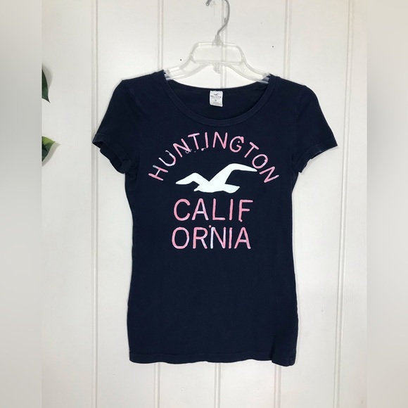 Hollister Navy Blue Round Neck Blouse Huntington California Medium 8- 10
Stretch - Picture 4 of 16